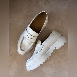 DOUCAL’S WHITE LEATHER LOAFERS LUG SOLE